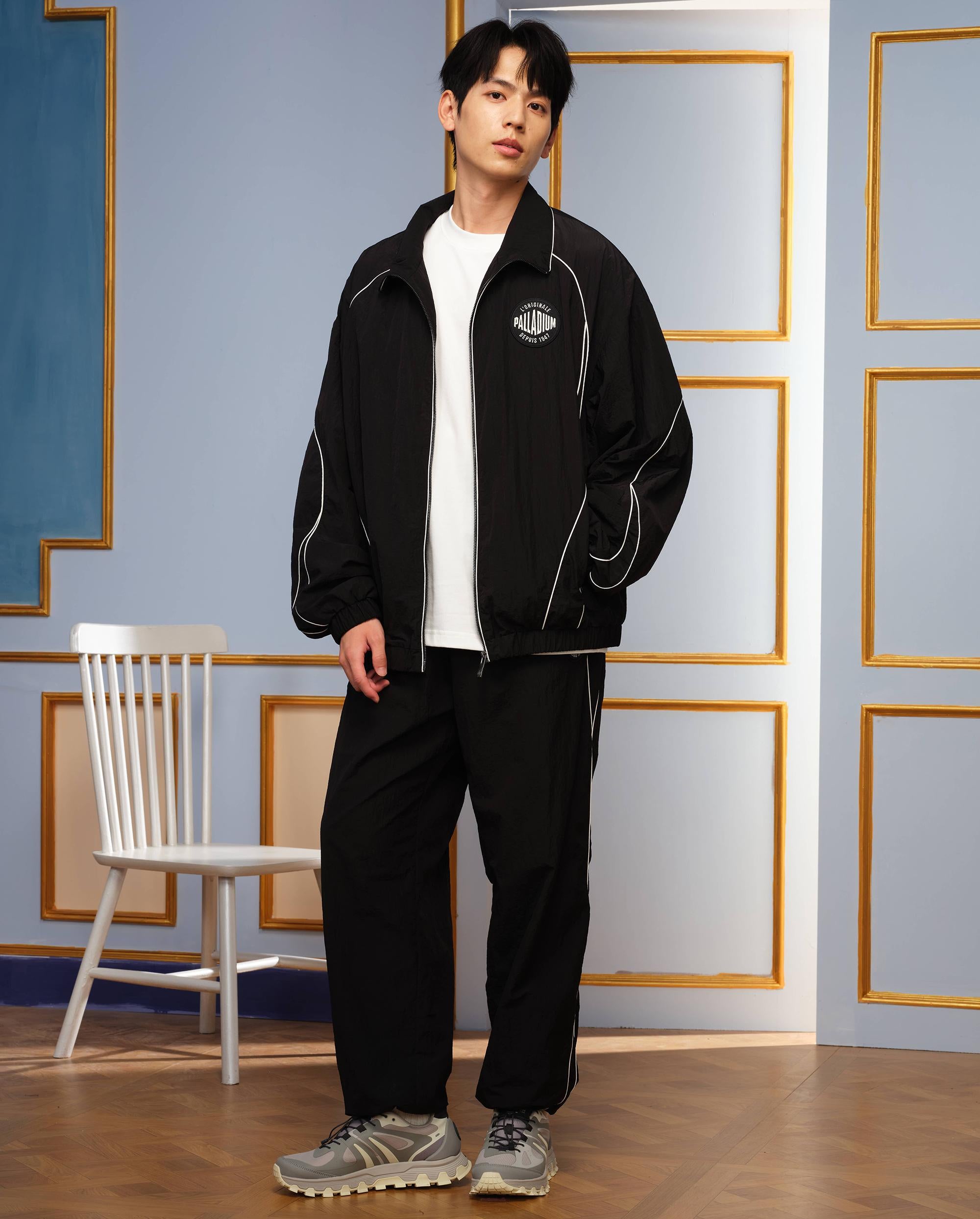 1010432-032 | MEN'S LOGO SIDE STRIPED LOOSE FIT CHECKED PANTS | TAP SHOE