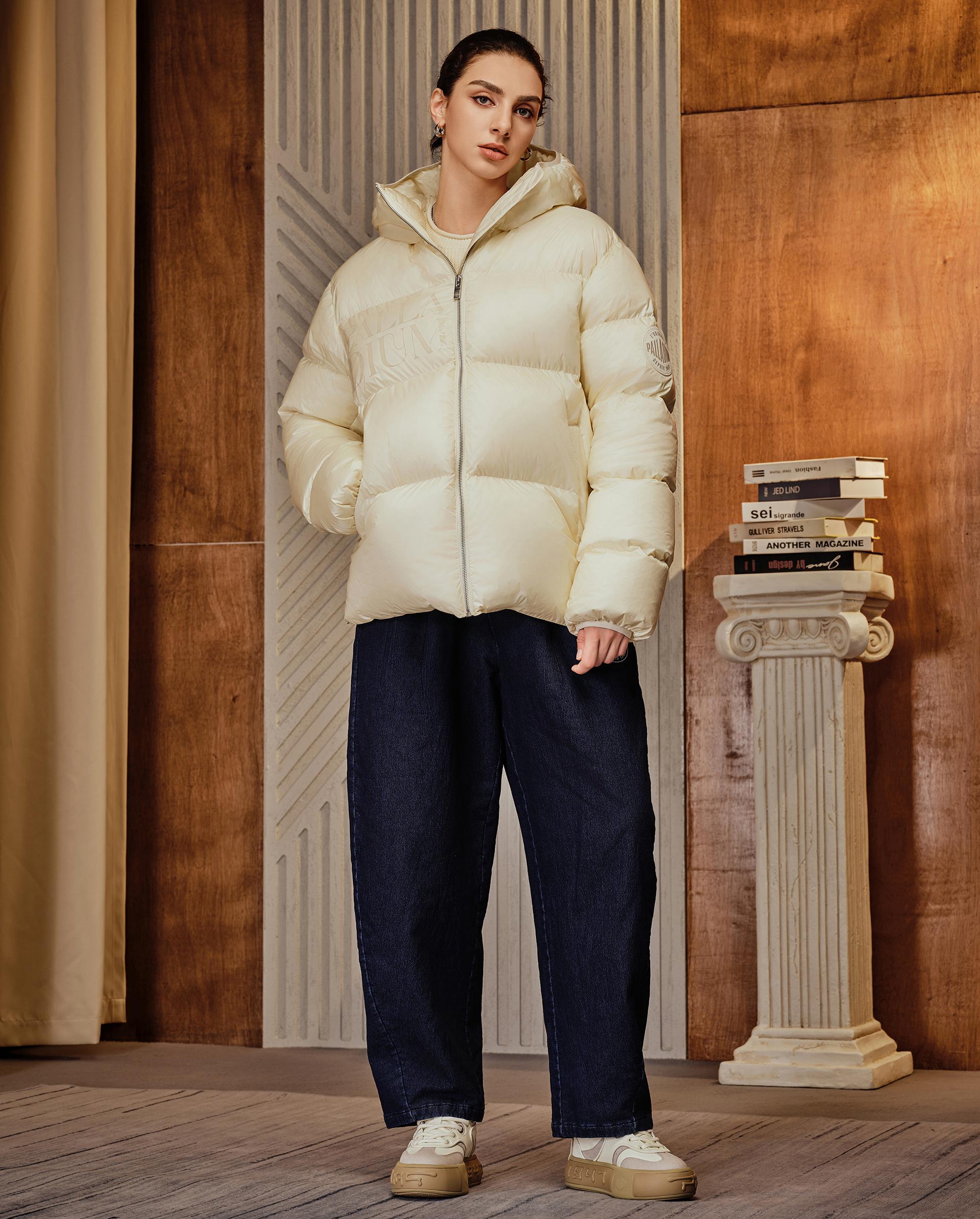 1010616-262 | MEN'S PALLADIUM LOGO DOWN JACKET | MARSHMALLOW