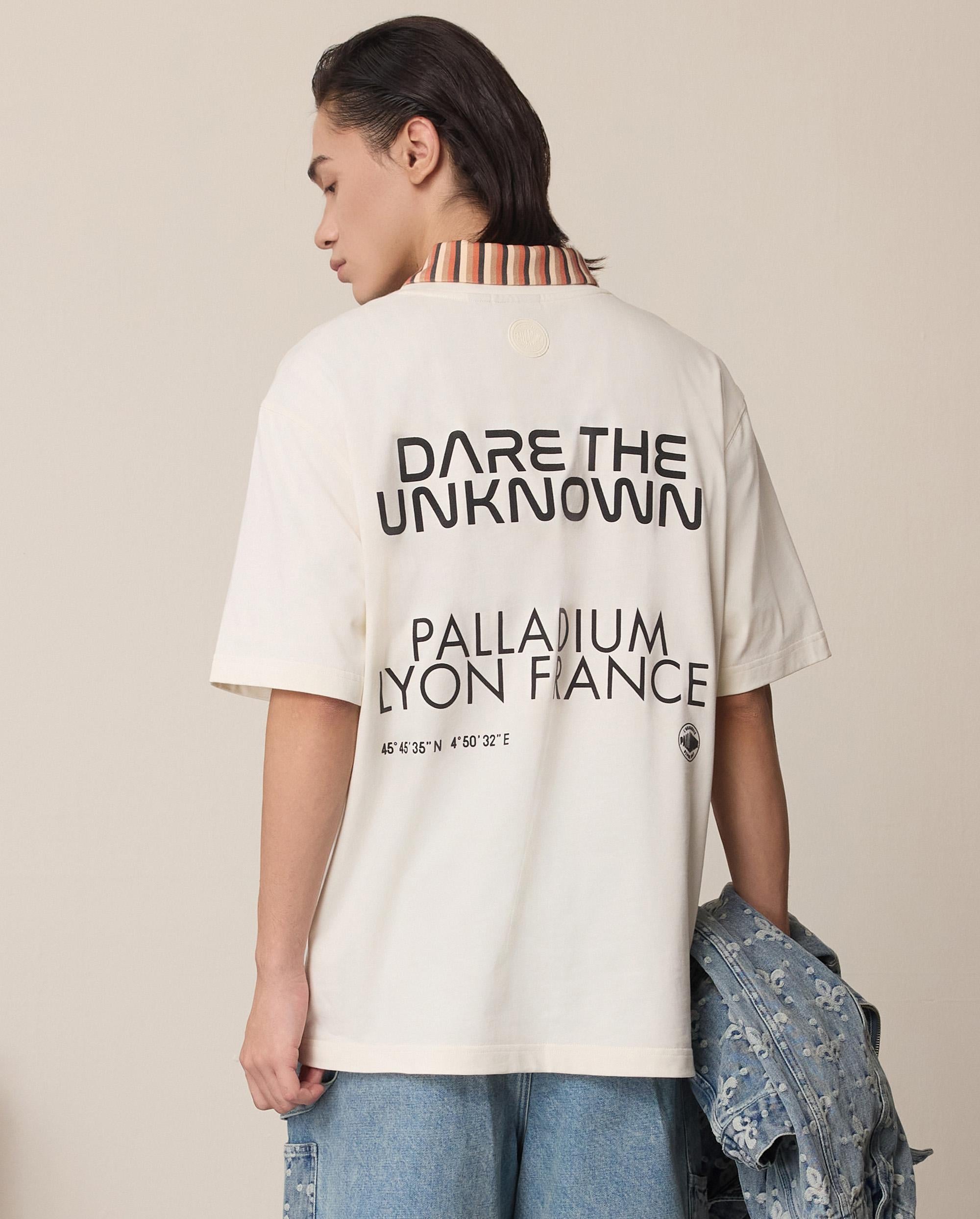 1011317-262 | MEN'S IRIS LOGO LOOSE FIT COTTON T-SHIRT | MARSHMALLOW