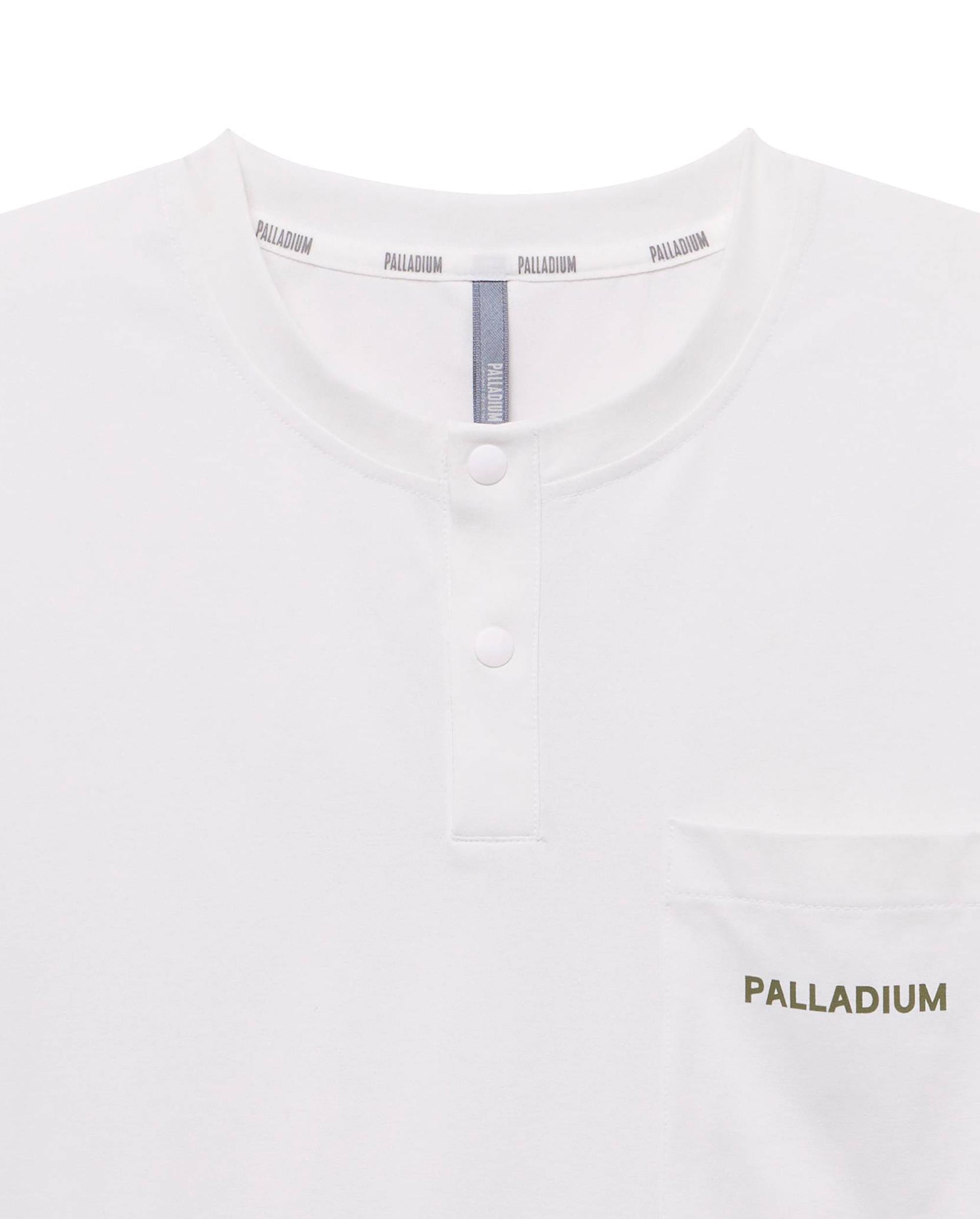 1011533-106 | MEN'S LOGO HENLEY COLLAR POCKET T-SHIRT | GREY WHITE