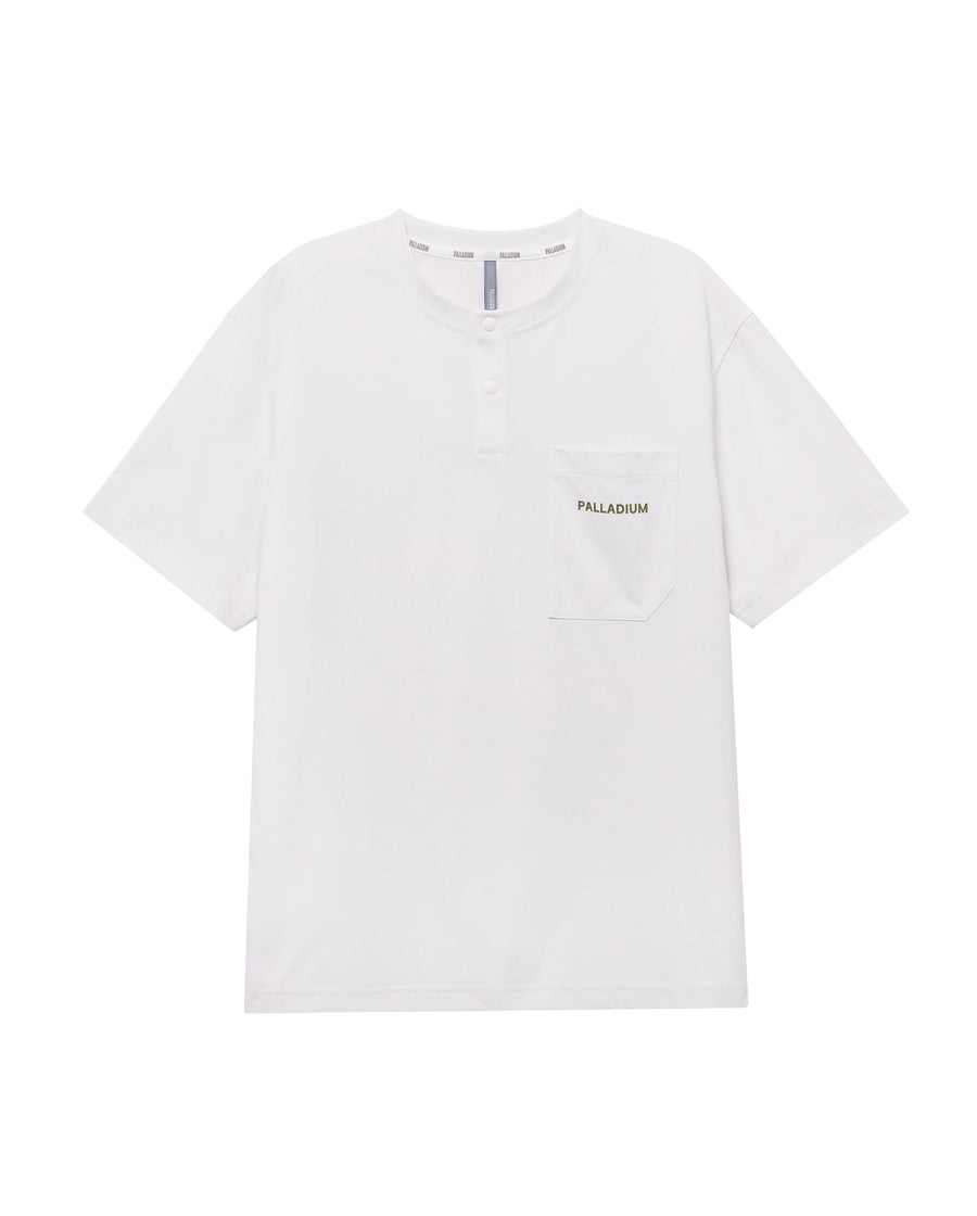 1011533-106 | MEN'S LOGO HENLEY COLLAR POCKET T-SHIRT | GREY WHITE