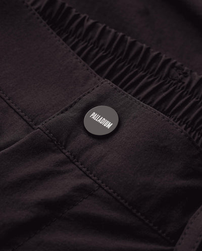1011534-008 | MEN'S BARREL LEG PANTS | BLACK