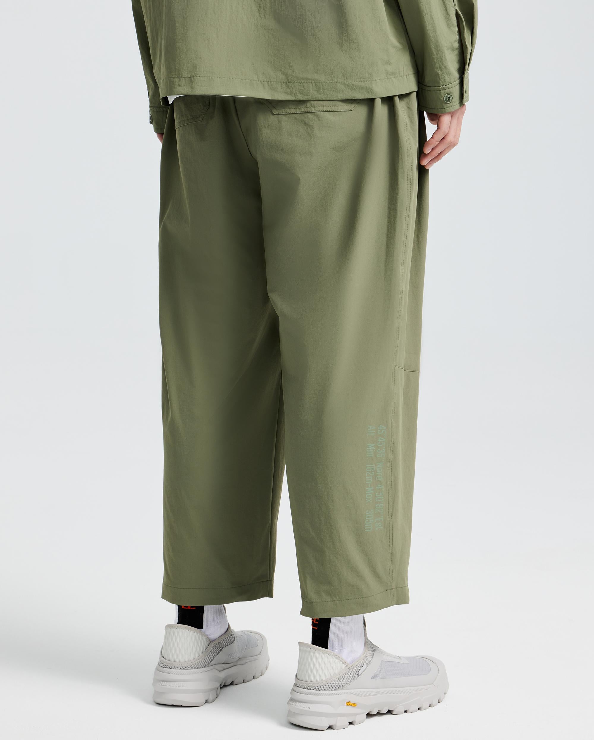 1011534-309 | MEN'S BARREL LEG PANTS | OLIVE GREEN