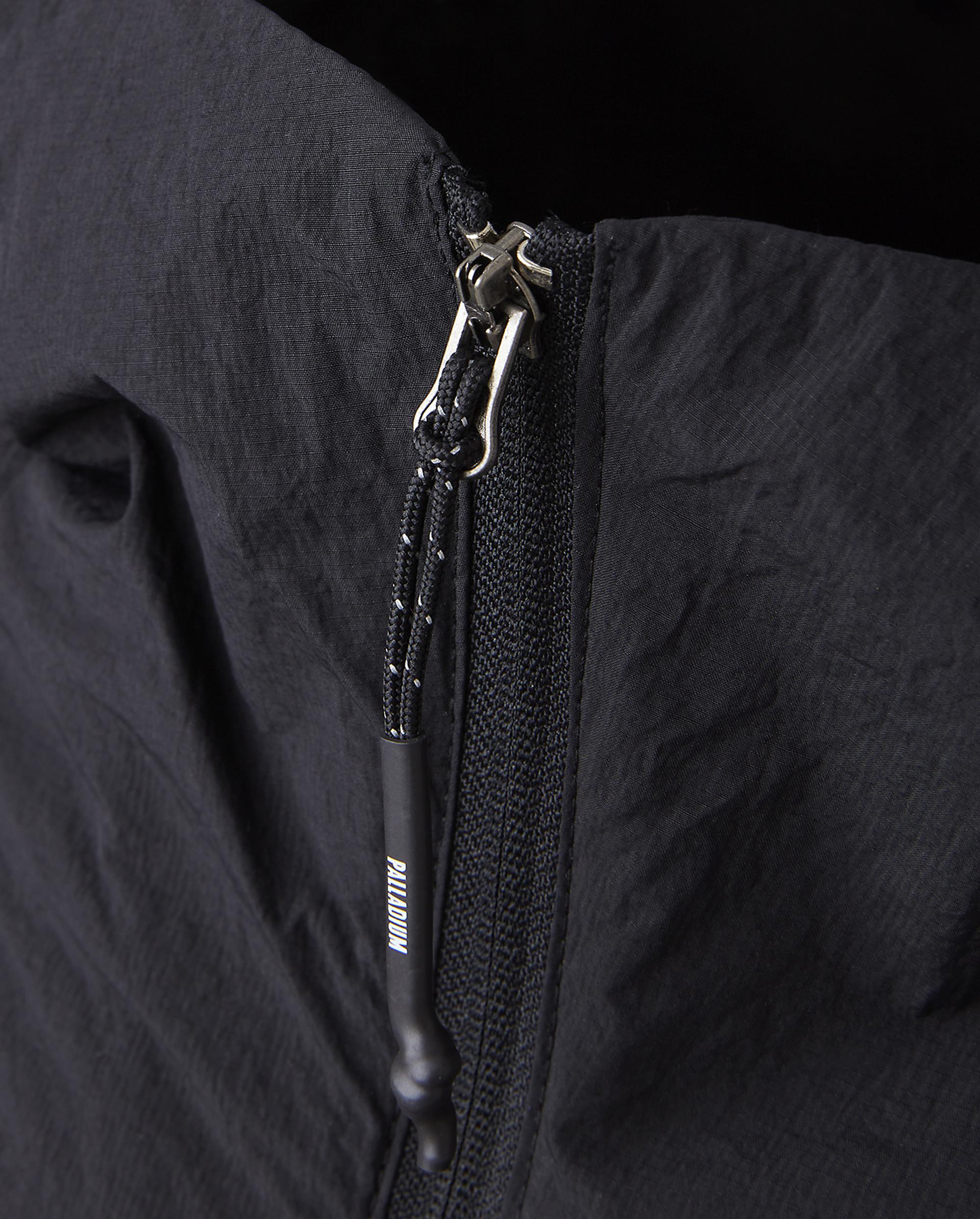 1011706-008 | MEN'S HOODED JACKET | BLACK