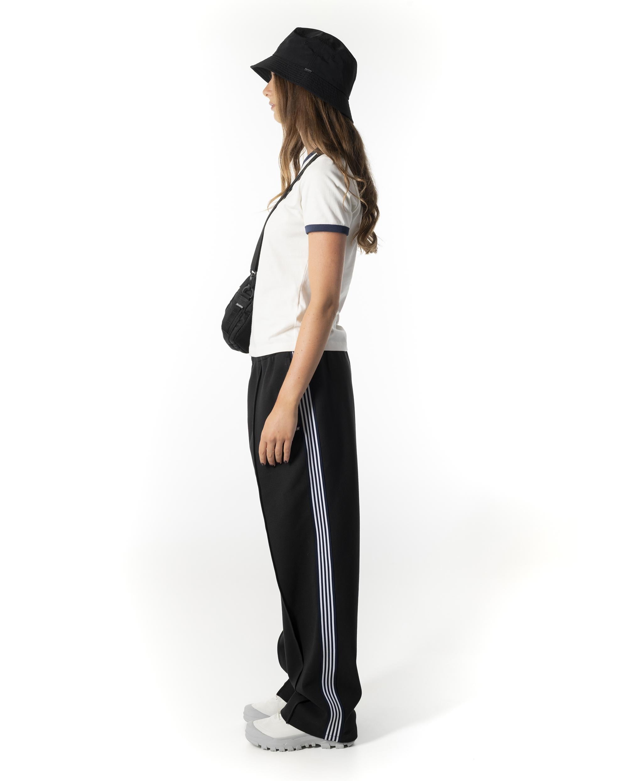 1011727-008 | MEN'S LOGO SIDE STRIPES COLOR BLOCKS PANTS | BLACK