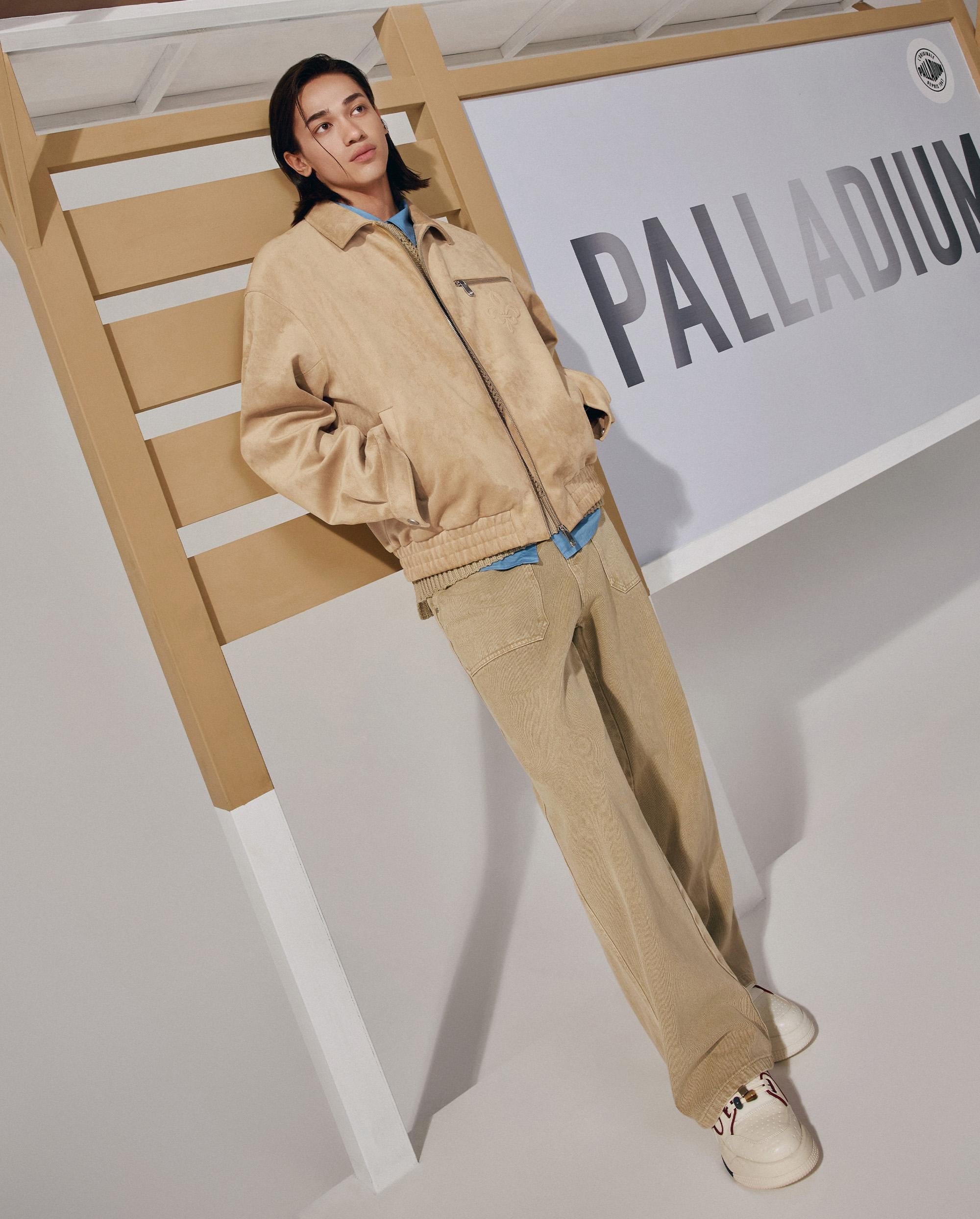 1011826-158 | MEN'S LOOSE FIT CARGO JEANS | MILK TEA