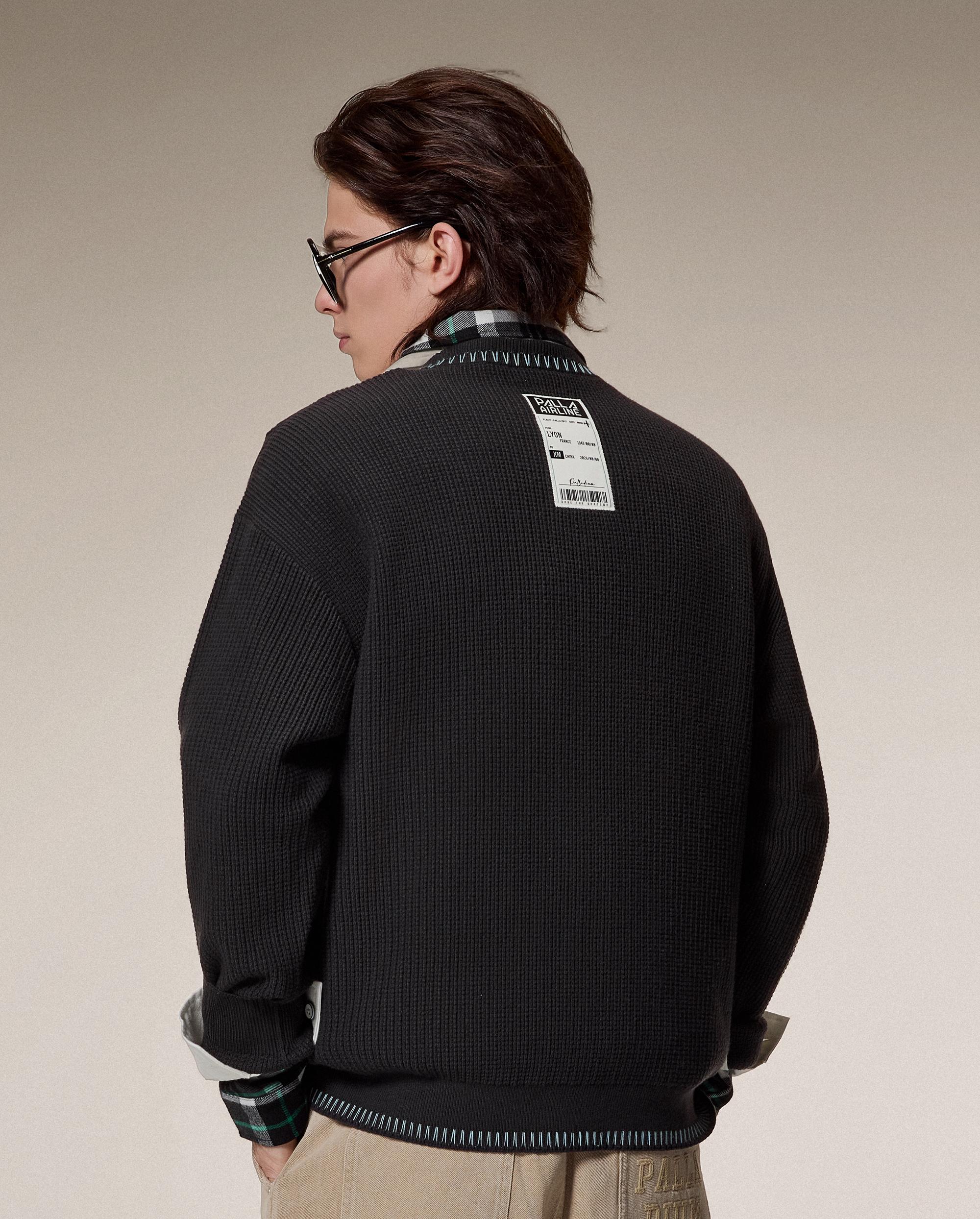 1012813-063 | MEN'S PALLADIUM LOGO TOP-STITCHING SWEATER | BLACK SAND