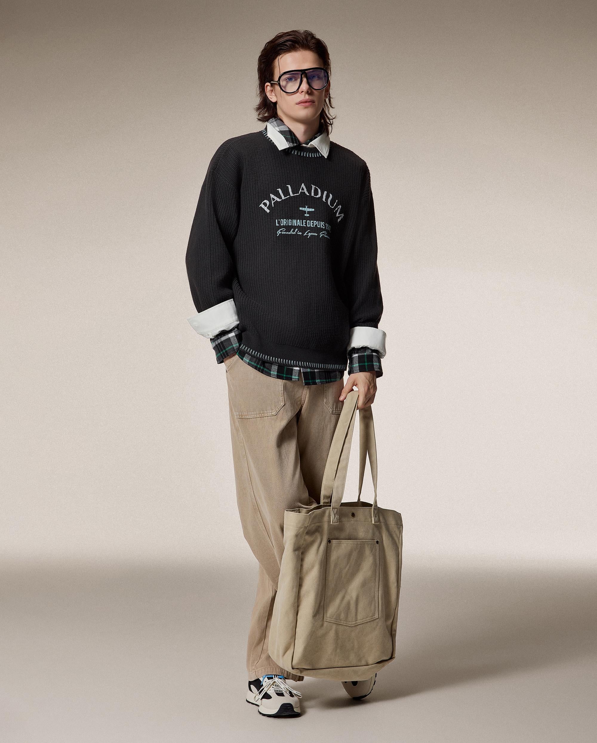 1012813-063 | MEN'S PALLADIUM LOGO TOP-STITCHING SWEATER | BLACK SAND