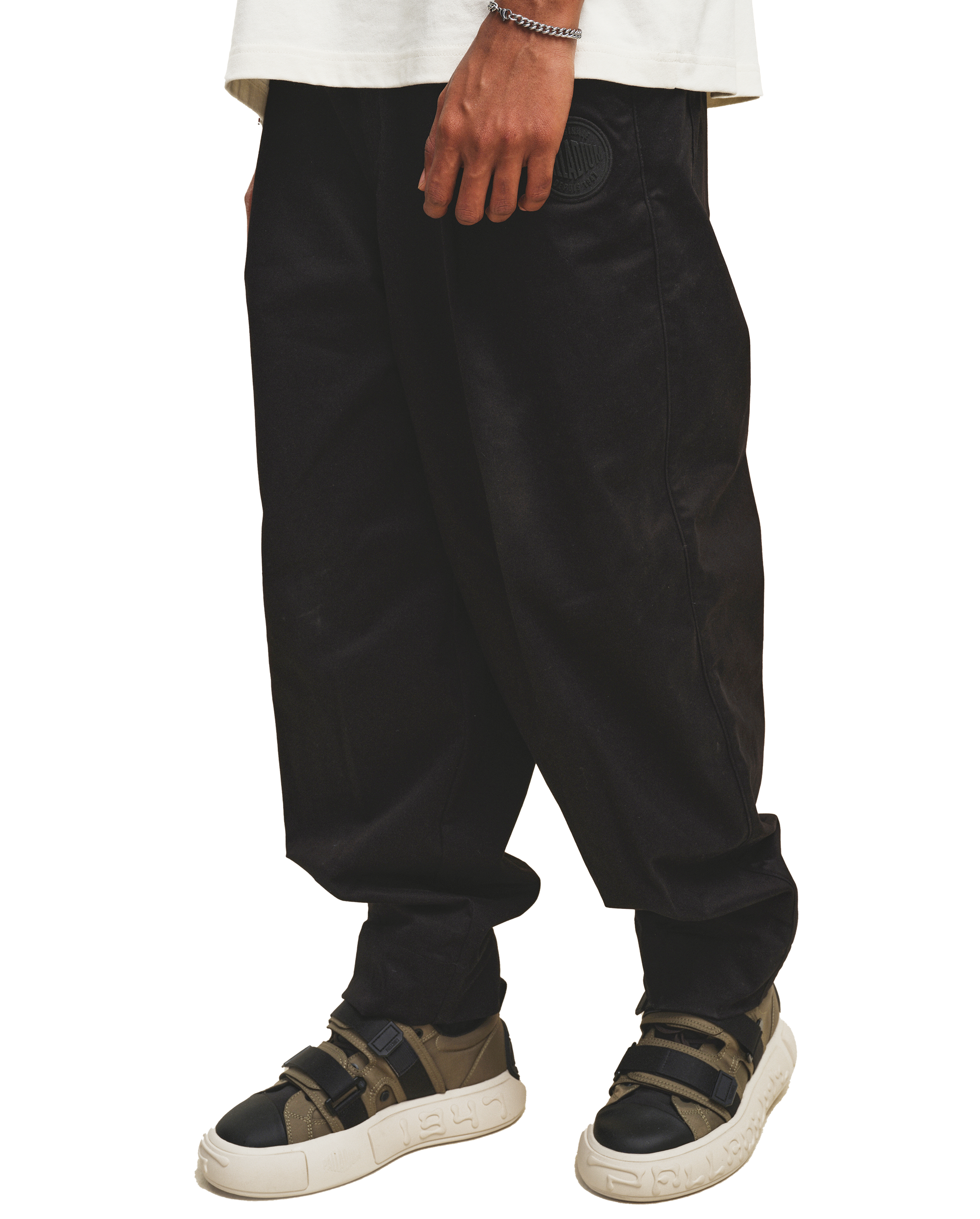 107759-048 | MEN'S PALLADIUM LOGO PANTS | TAP SHOE