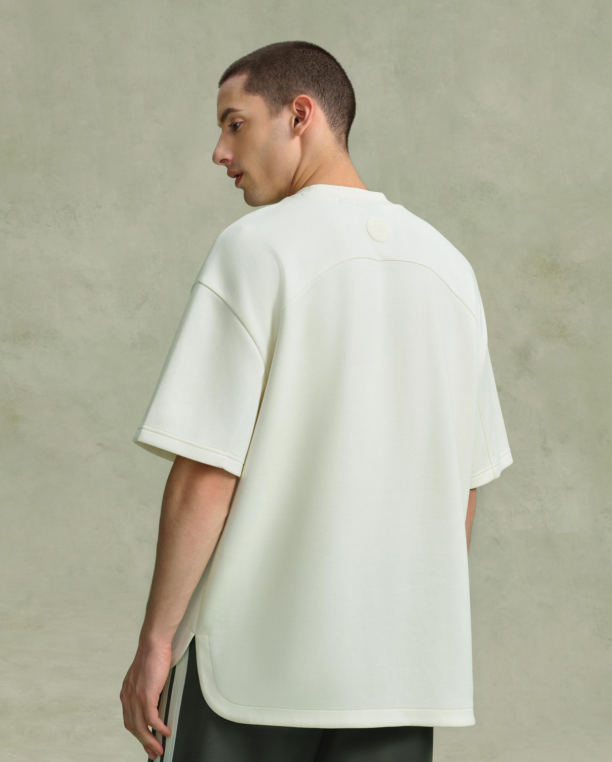 108835-262 | MEN'S PALLADIUM LOGO LOOSE FIT T-SHIRT | MARSHMALLOW