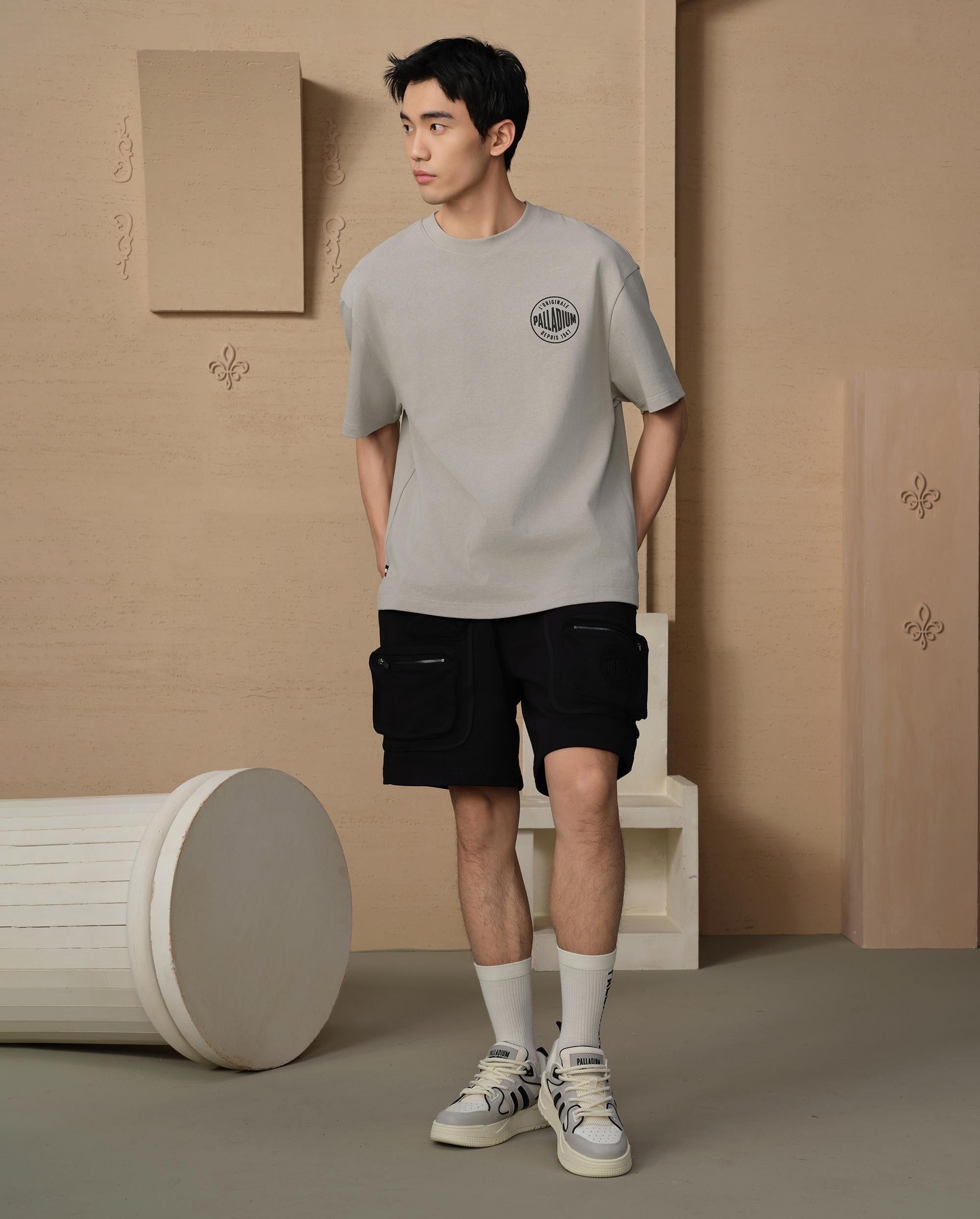 109644-031 | MEN'S HERITAGE PALLADIUM LOGO LOOSE FIT COTTON T-S | FLINT GRAY