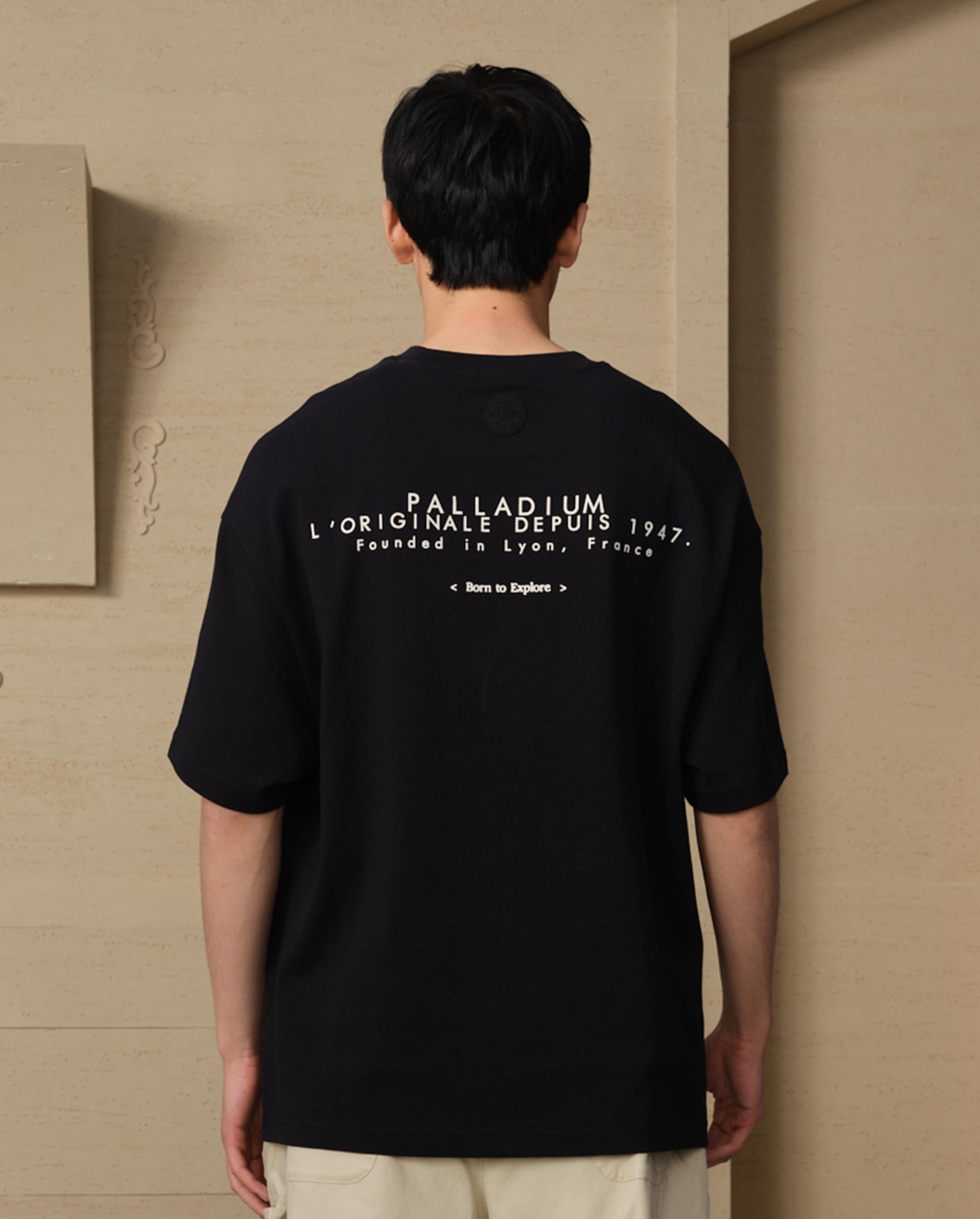 109650-032 | MEN'S IRIS THEME PRINTED LOOSE FIT COTTON T-SHIRT | TAP SHOE