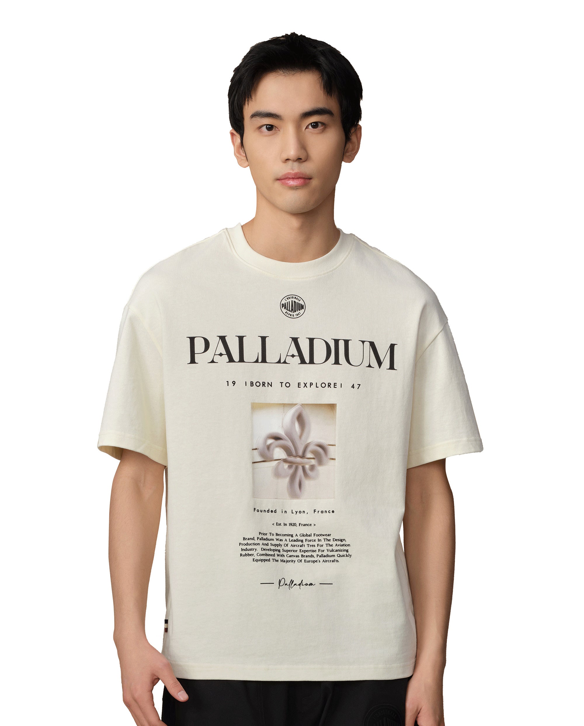 109650-232 | MEN'S IRIS THEME PRINTED LOOSE FIT COTTON T-SHIRT | VANILLA ICE