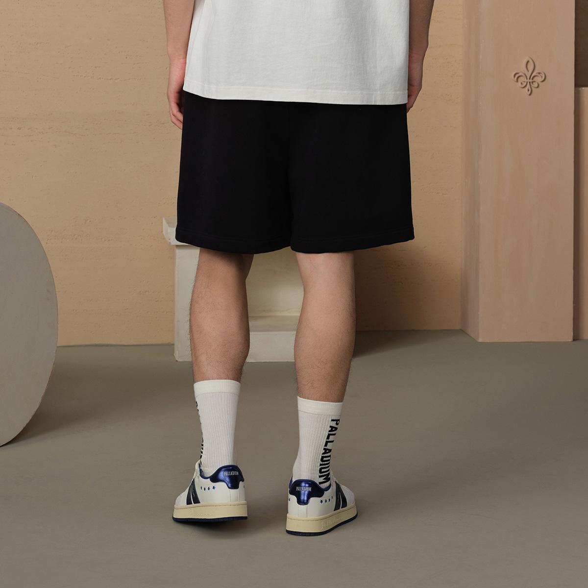 109689-032 | MEN'S VINTAGE PALLADIUM LOGO LOOSE FIT SHORTS | TAP SHOE