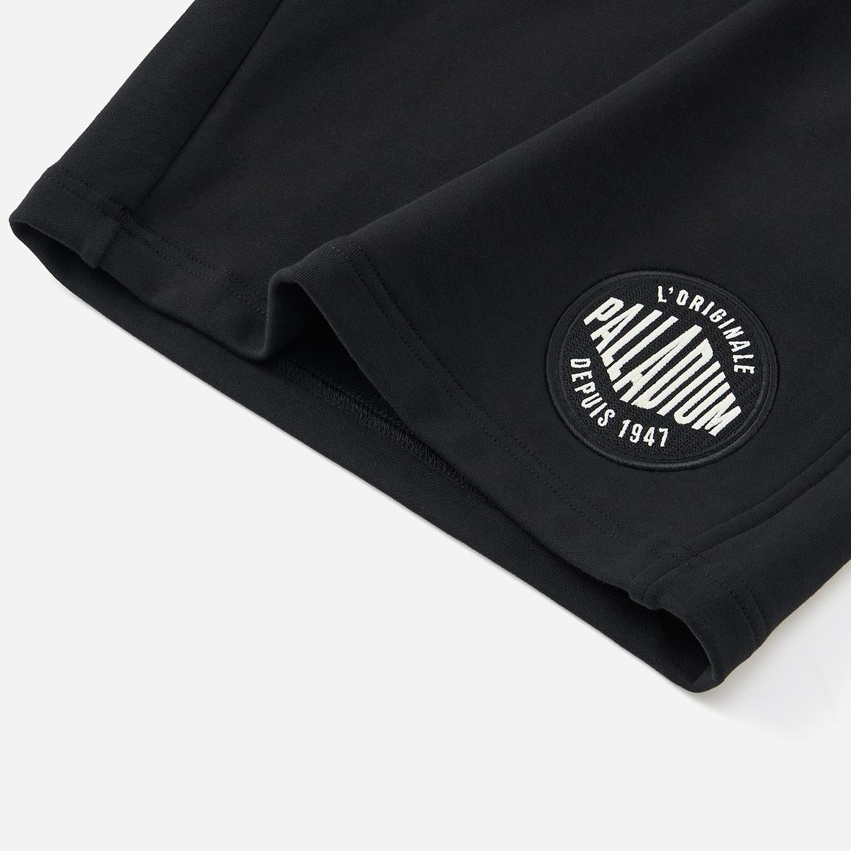 109689-032 | MEN'S VINTAGE PALLADIUM LOGO LOOSE FIT SHORTS | TAP SHOE