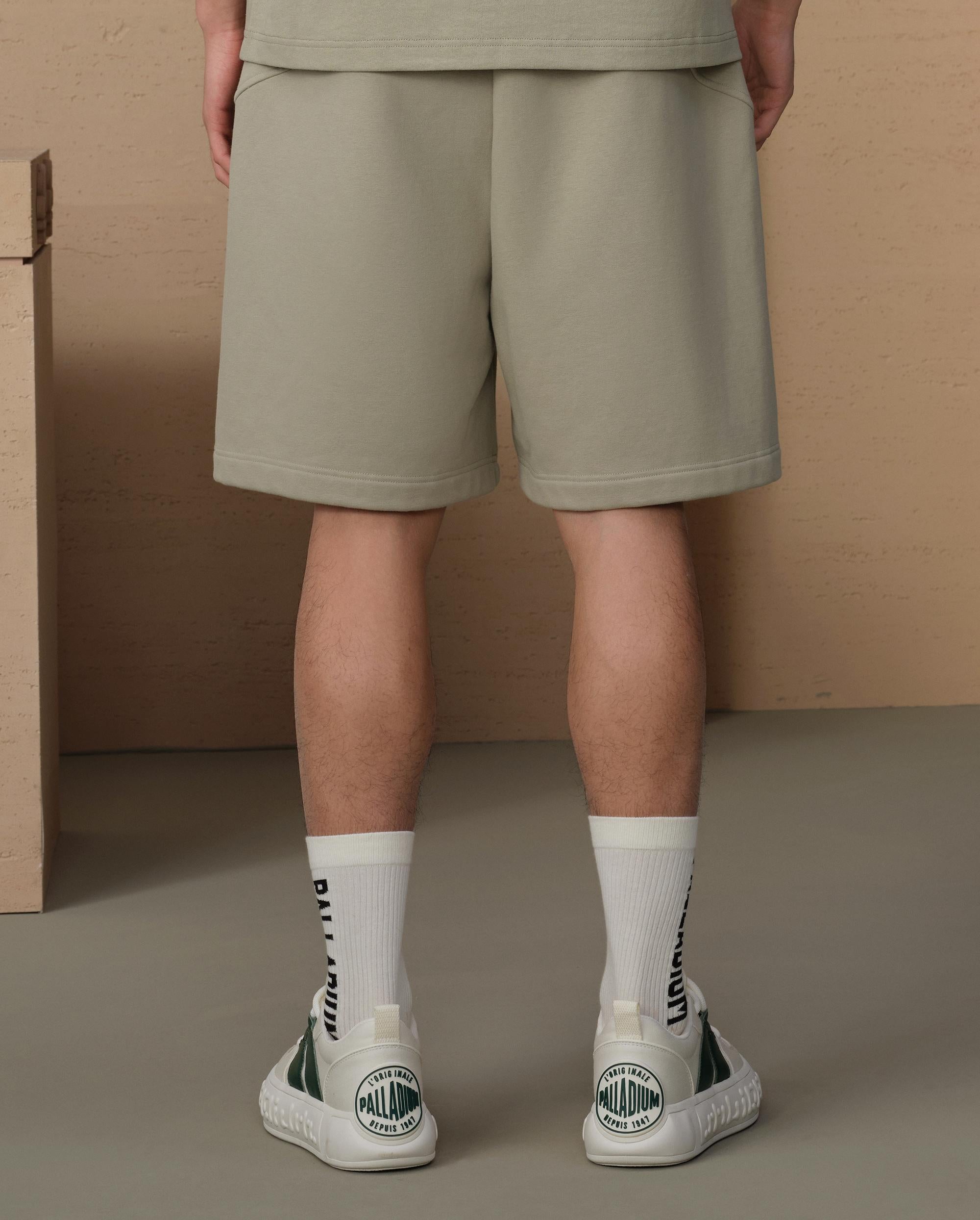 109689-354 | MEN'S VINTAGE PALLADIUM LOGO LOOSE FIT SHORTS | SEAGRASS