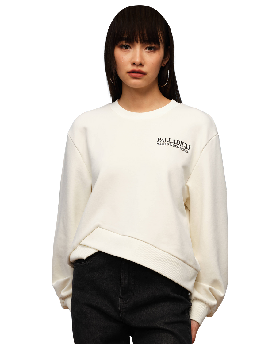 1910443-262 | WOMEN'S PALLADIUM LOGO IRREGULAR HEM SWEATSHIRT | MARSHMALLOW