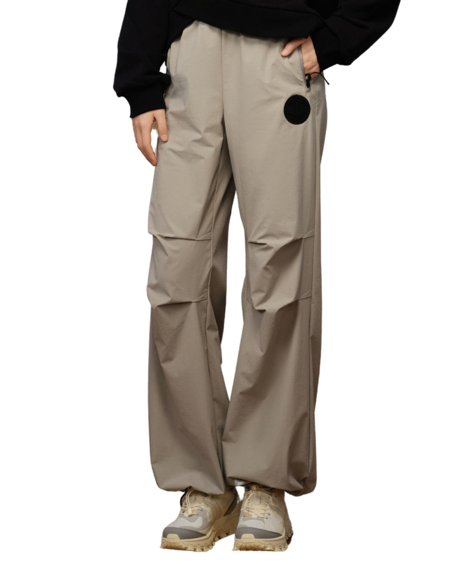 1910486-031 | WOMEN'S URBAN PALLADIUM LOGO CARGO PANTS | FLINT GRAY