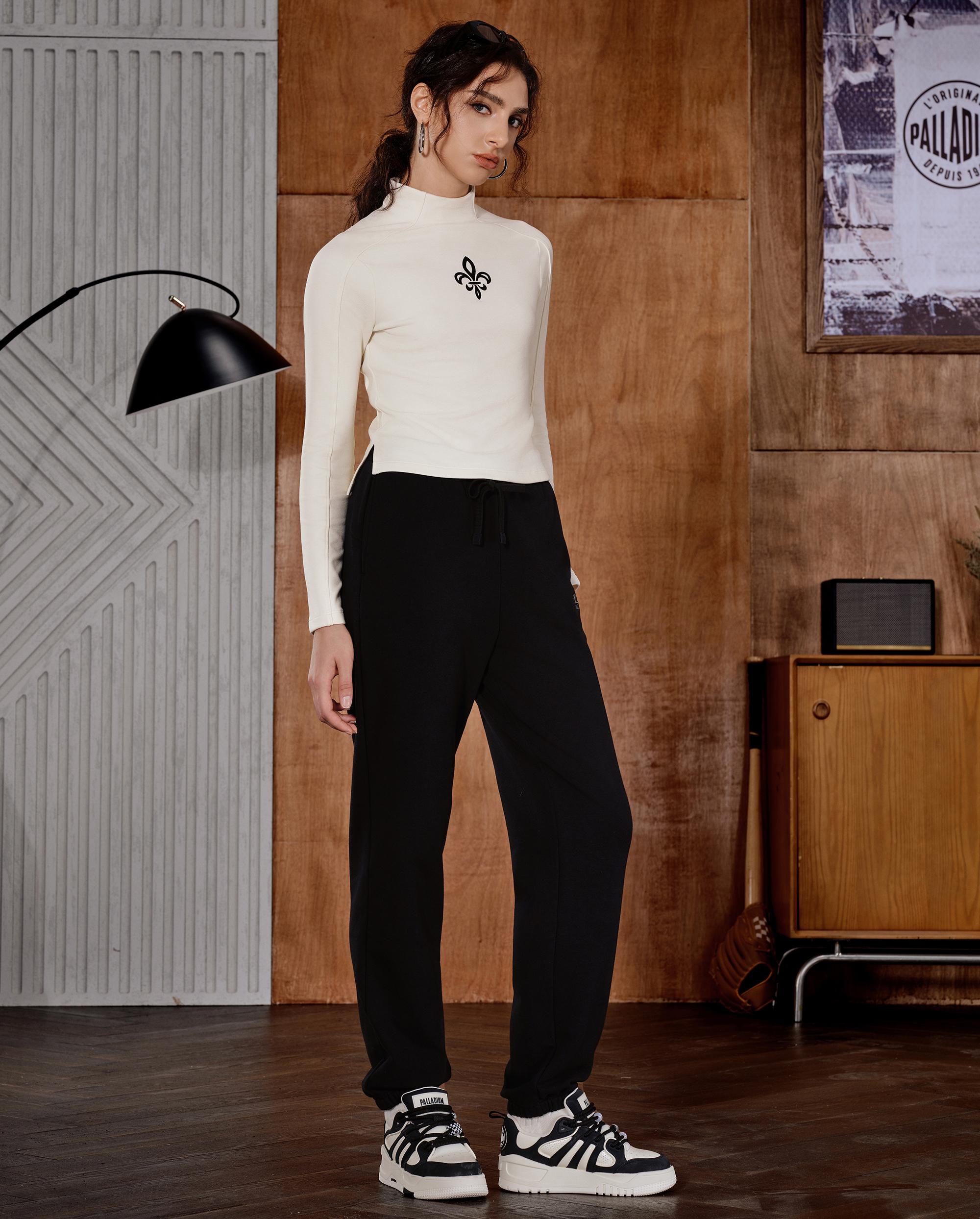 1910513-262 | WOMEN'S IRIS LOGO SLIM-FIT LONG SLEEVES T-SHIRT | MARSHMALLOW