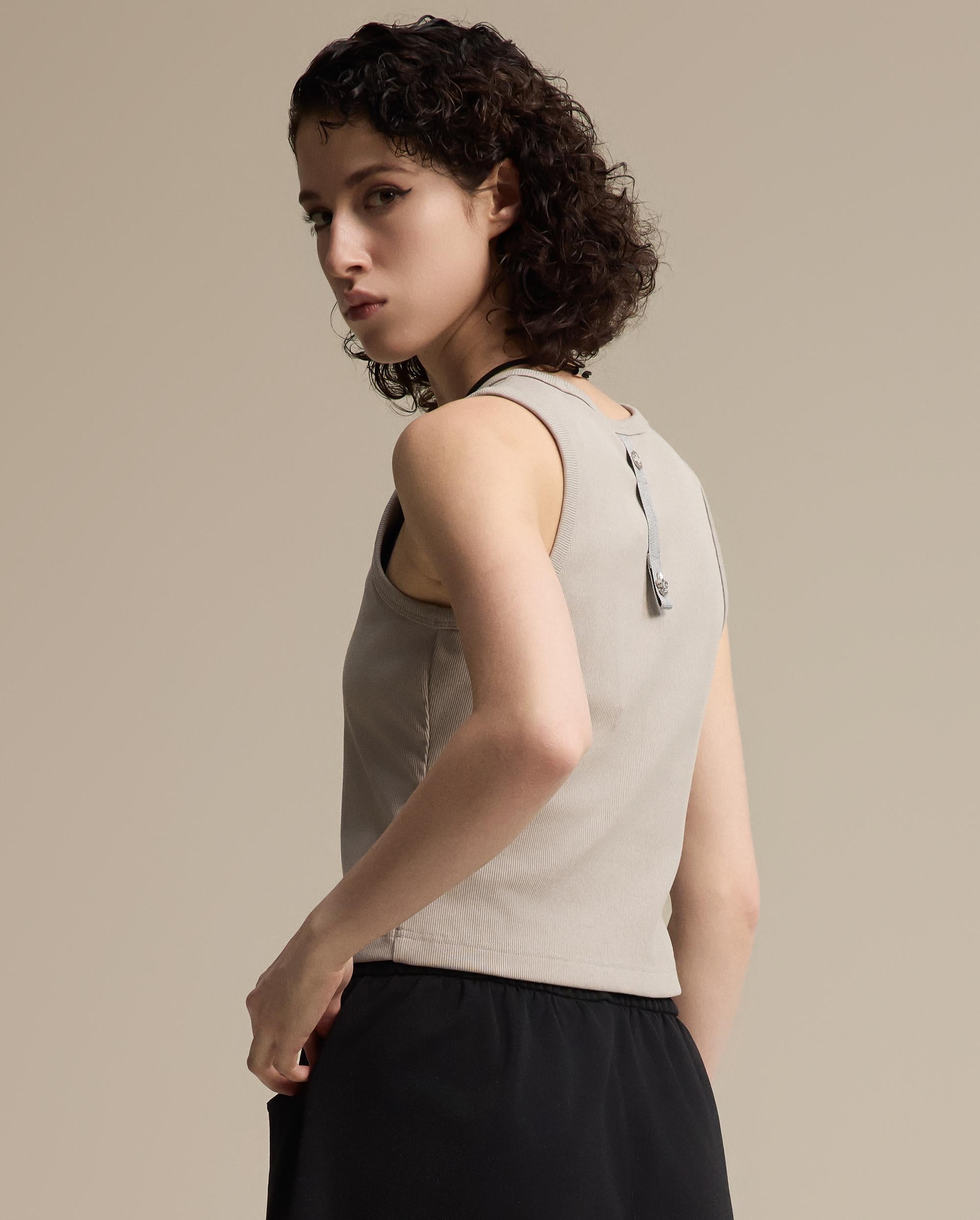 1911398-031 | WOMEN'S IRIS LOGO TANK TOP | FLINT GRAY