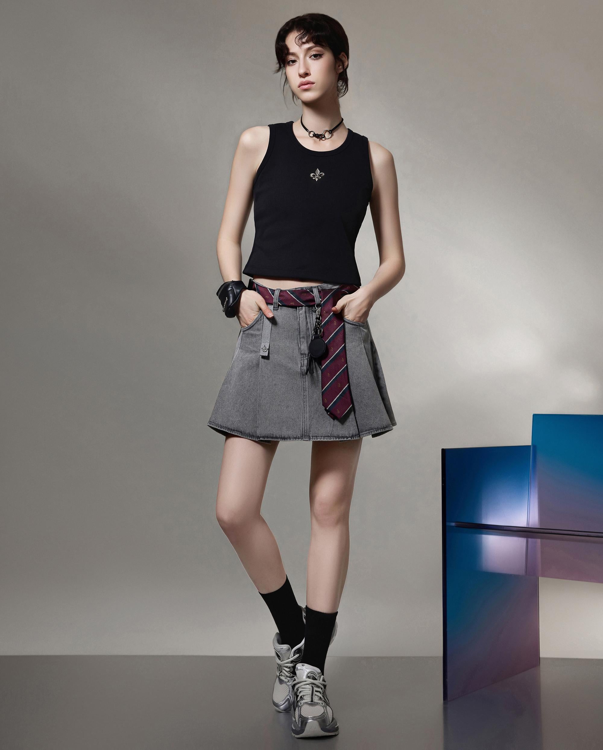 1911398-032 | WOMEN'S IRIS LOGO TANK TOP | TAP SHOE