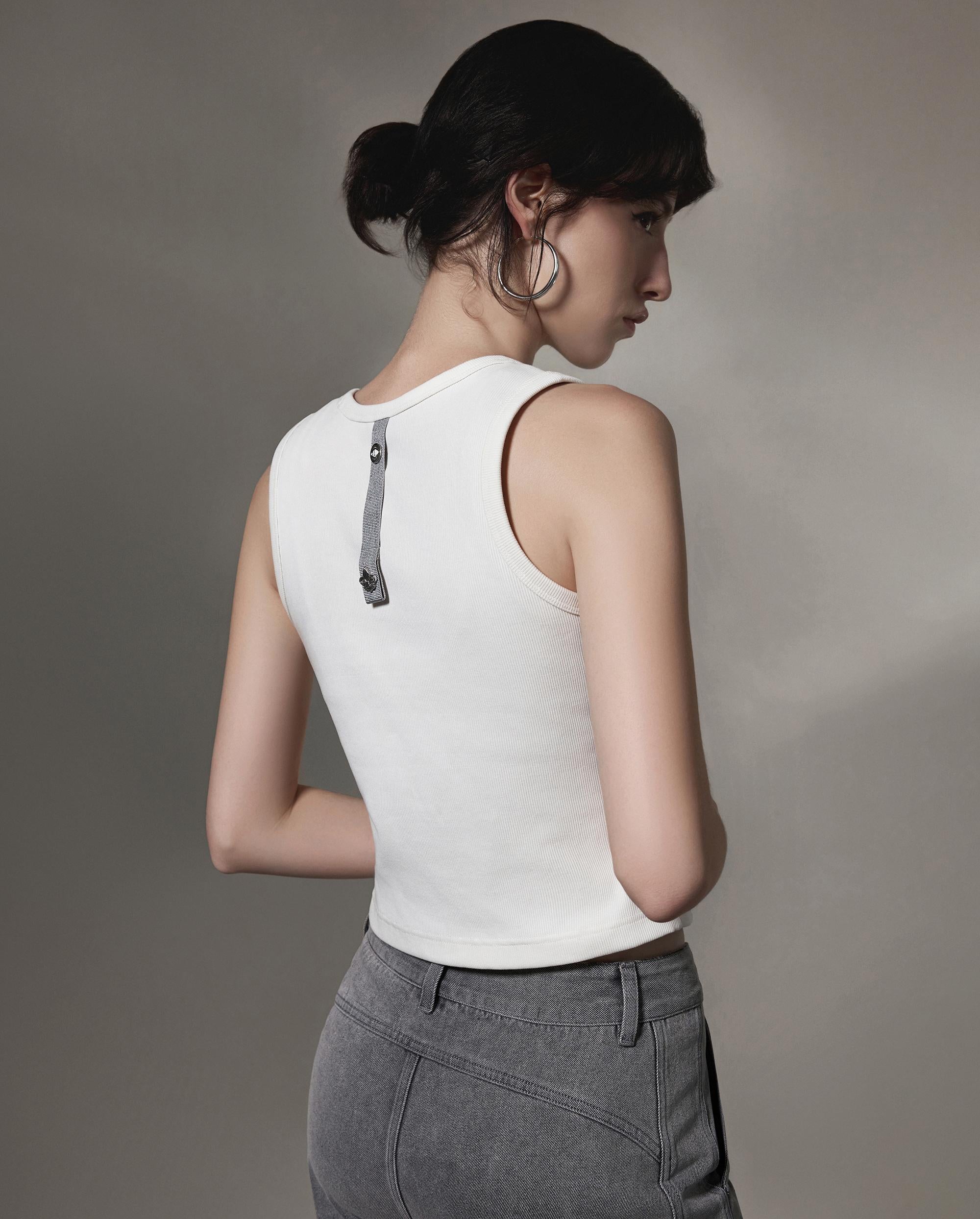 1911398-262 | WOMEN'S IRIS LOGO TANK TOP | MARSHMALLOW