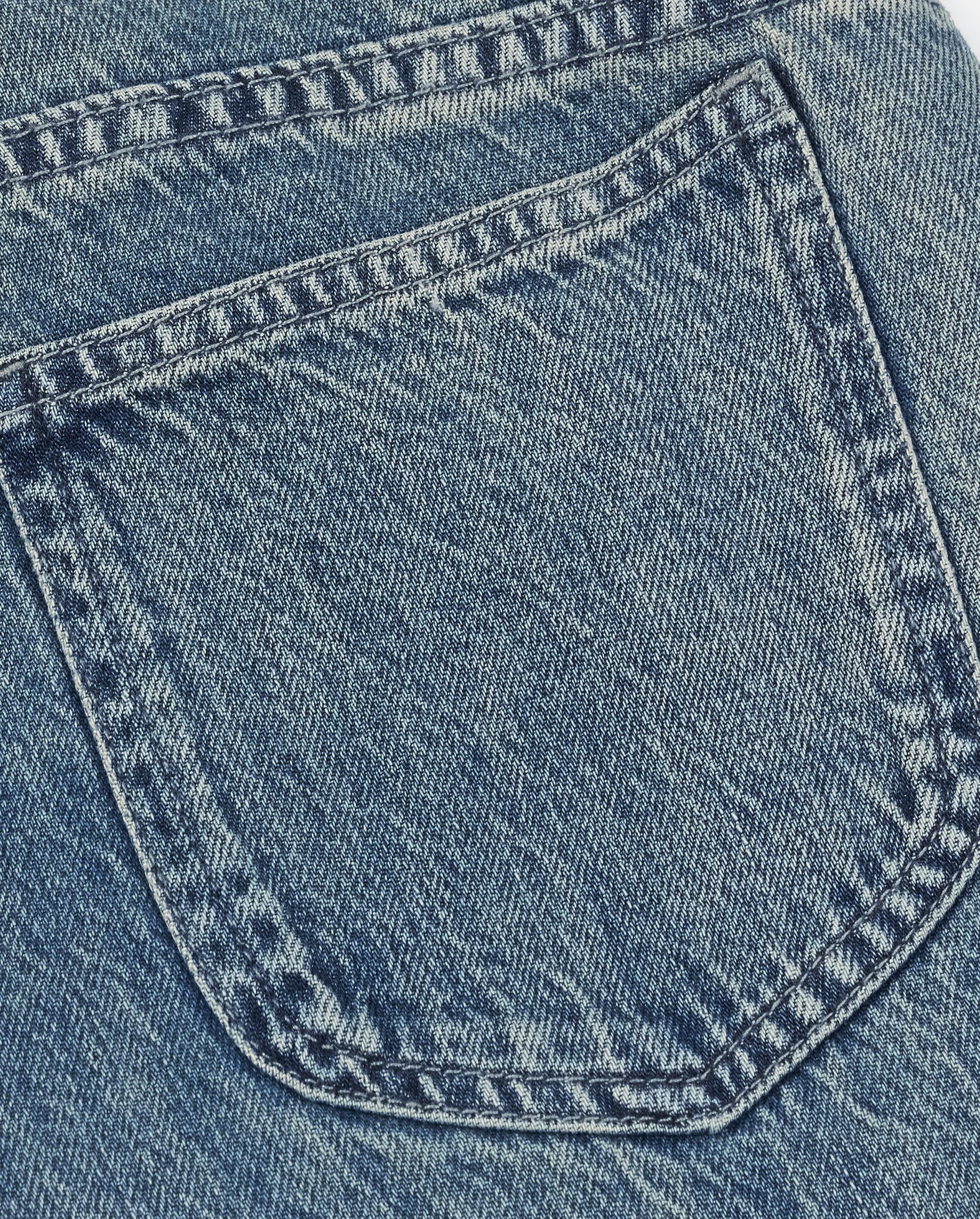 1911957-452 | WOMEN'S IRIS LOGO WIDED-LEG LIGHT WASH JEANS | MATT GREY BLUE