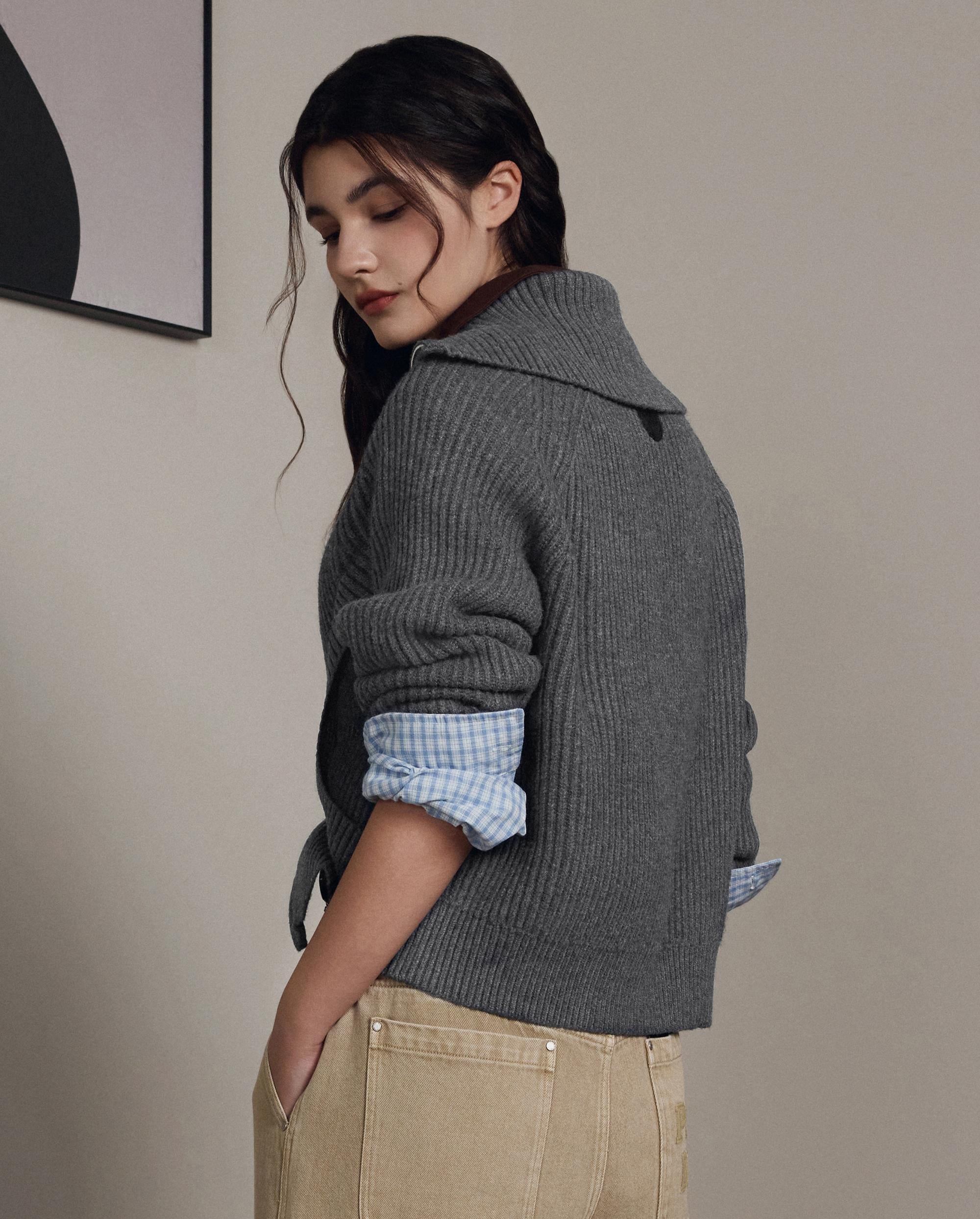 1911985-069 | WOMEN'S IRIS LOGO REVERSIBLE ZIP CARDIGAN | GRAY PINSTRIPE