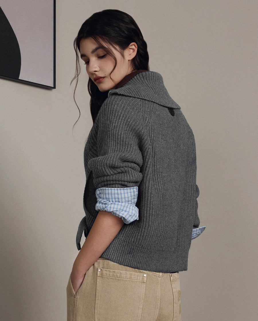 1911985-069 | WOMEN'S IRIS LOGO REVERSIBLE ZIP CROPPED CARDIGAN | GRAY PINSTRIPE