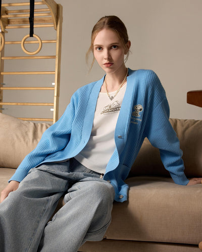 1912580-577 | PALLADIUM X SNOOPY WOMEN'S LOOSE FIT LOGO CARDIGAN | ALASKAN BLUE