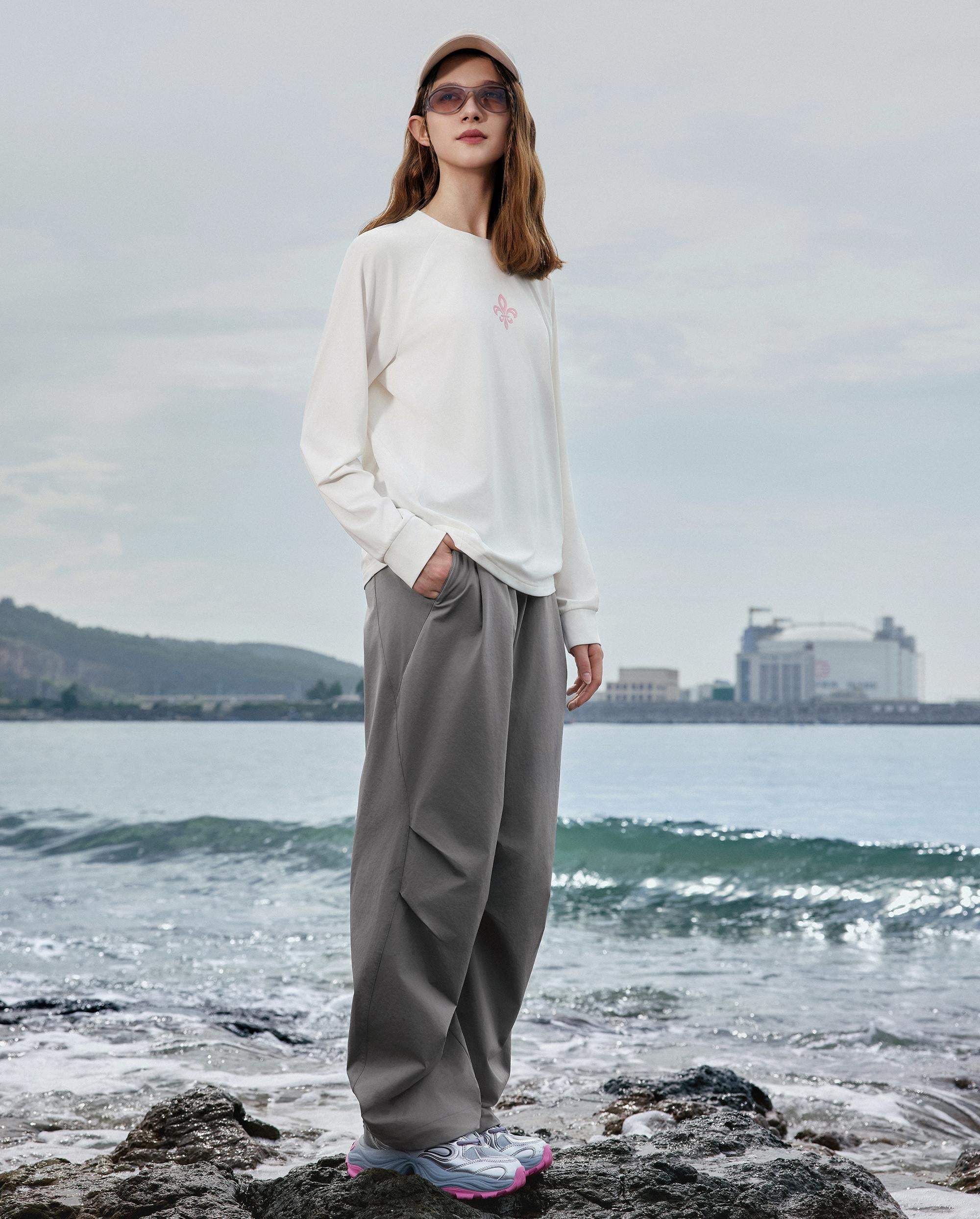 1912668-262 | WOMEN'S IRIS LOGO LOOSE FIT LONG SLEEVES T-SHIRT | MARSHMALLOW