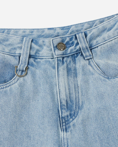 1912827-573 | WOMEN'S EMBROIDERED IRIS LOGO WASHED DENIM JEANS | NANTUCKET BREEZE