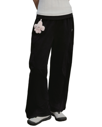 1913026-032 | WOMEN'S IRIS LOGO LOOSE FIT CARGO PANTS | TAP SHOE