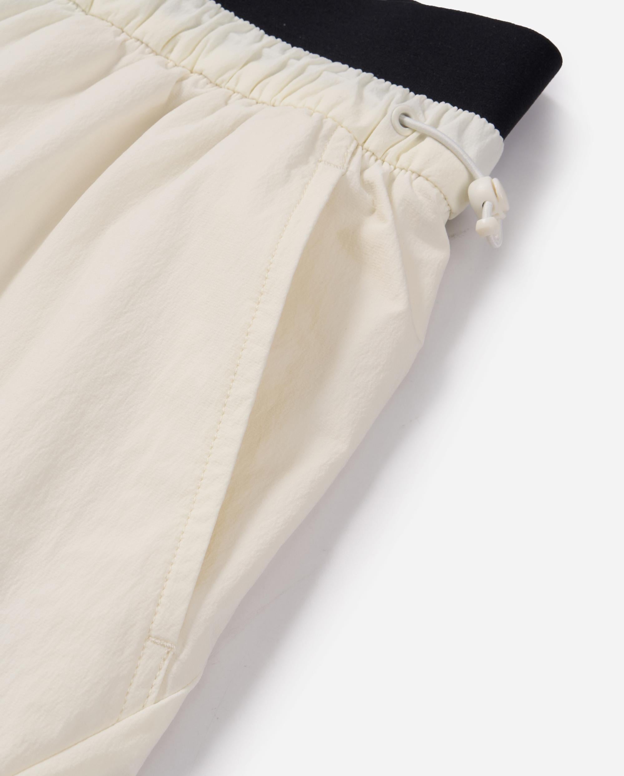 1913026-262 | WOMEN'S IRIS LOGO LOOSE FIT CARGO PANTS | MARSHMALLOW
