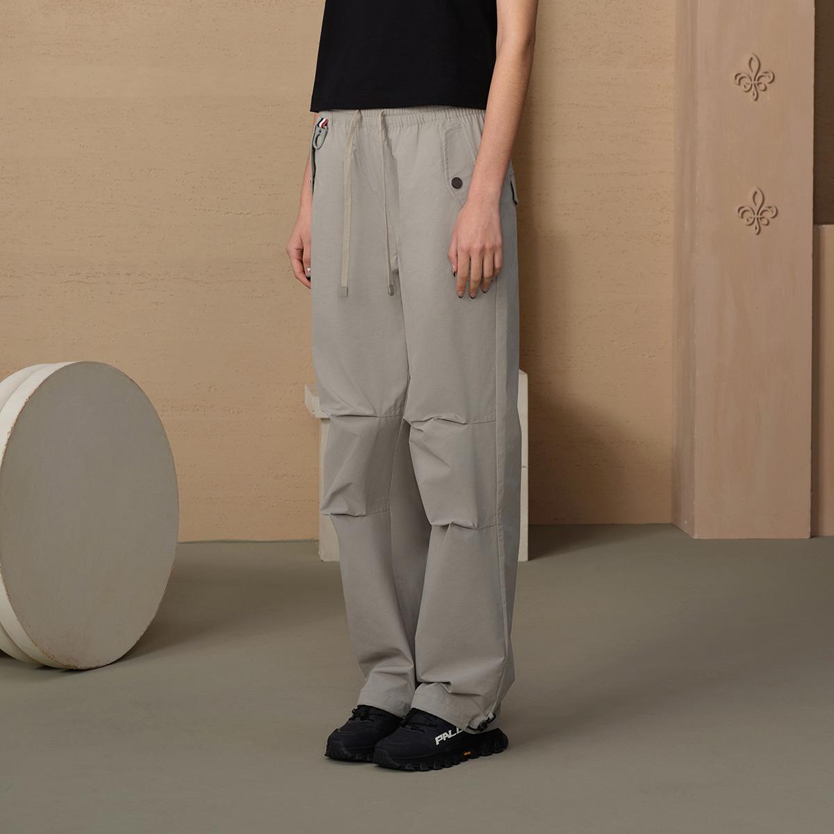 199808-031 | WOMEN'S URBAN PALLADIUM LOGO DRAWSTRING PANTS | FLINT GRAY