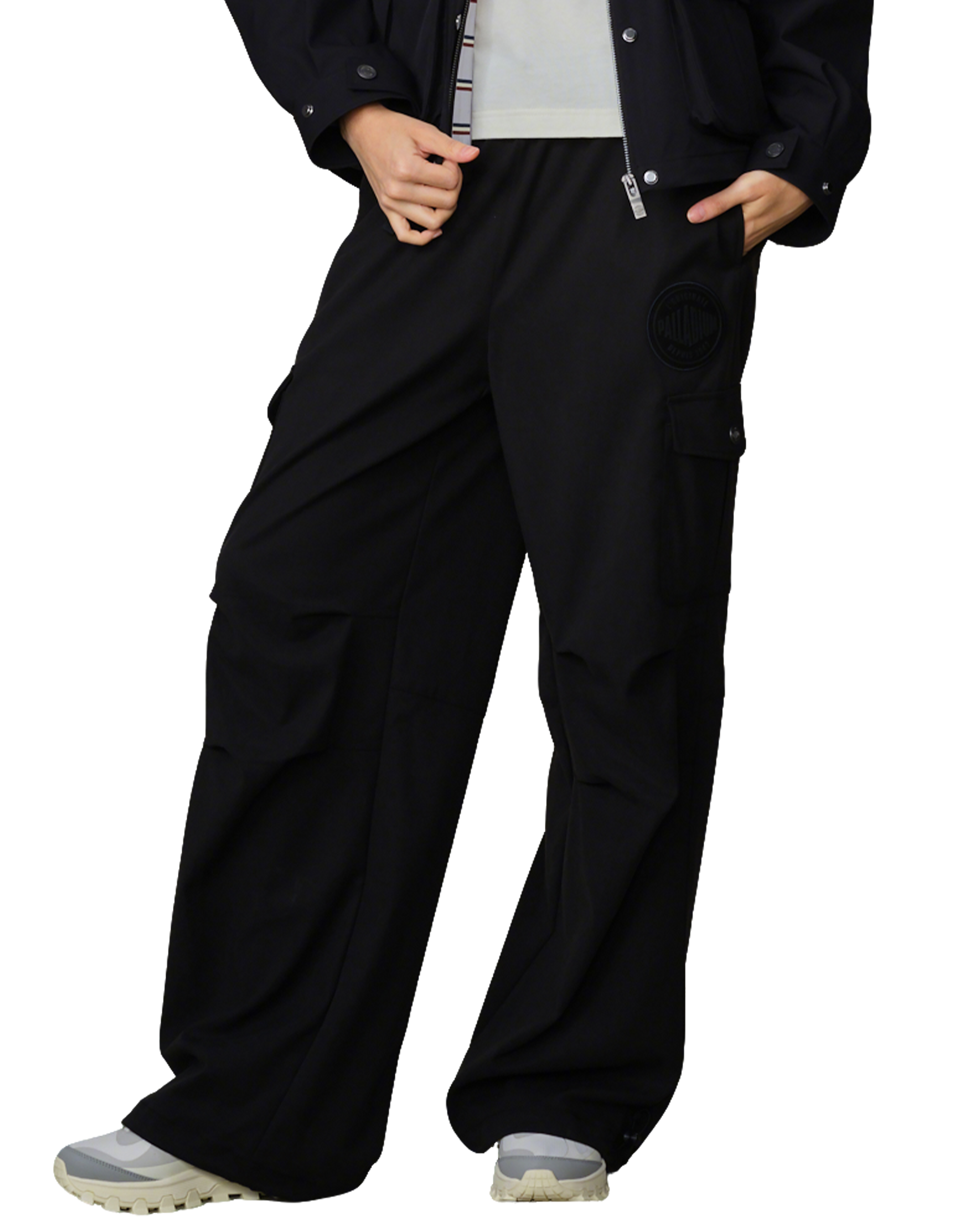 199811-032 | WOMEN'S PALLADIUM LOGO WIDE-LEG CARGO PANTS | TAP SHOE