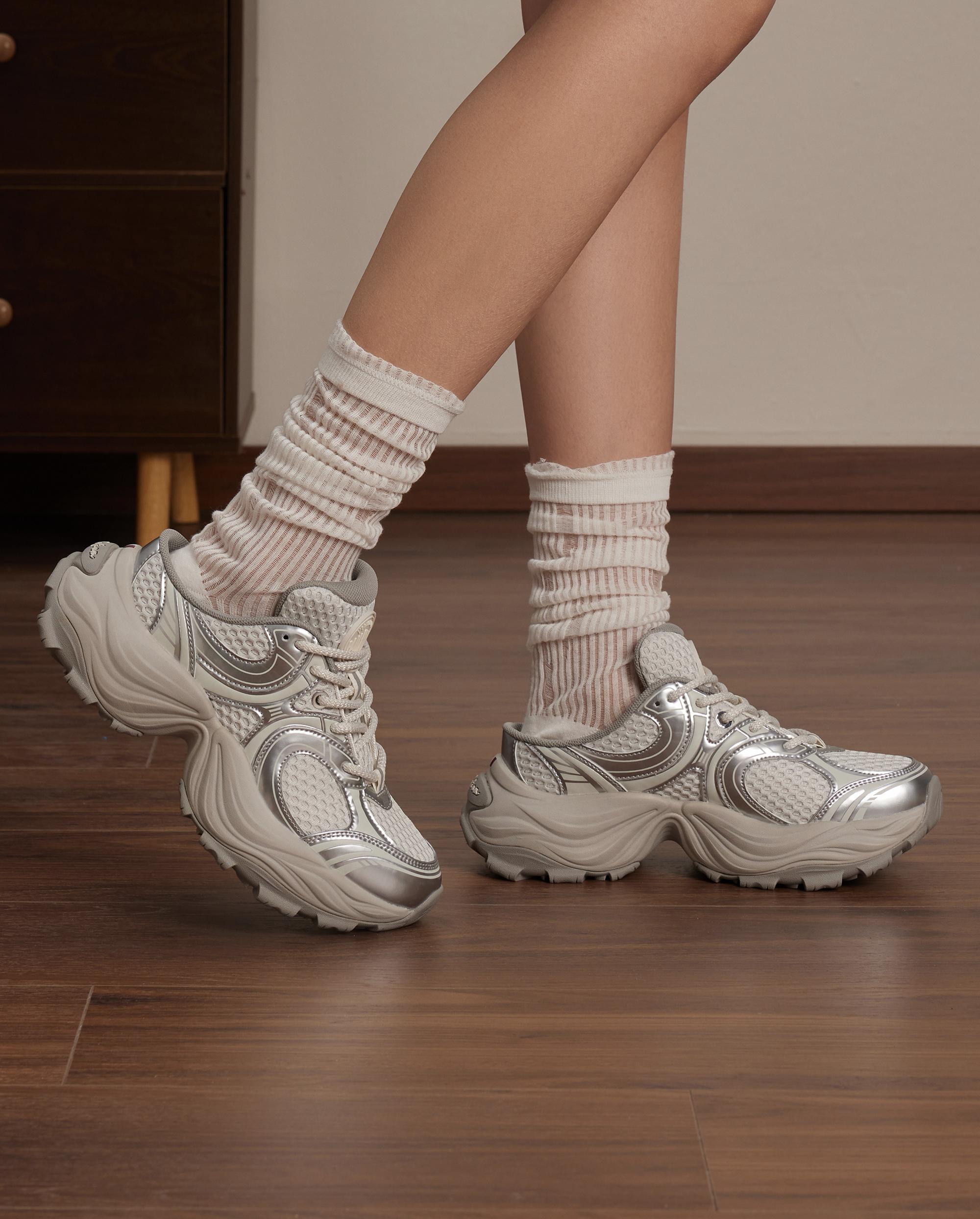 99406-106-M | WOMEN'S PALLABLOOM CK SLP SNEAKERS | WT/GY