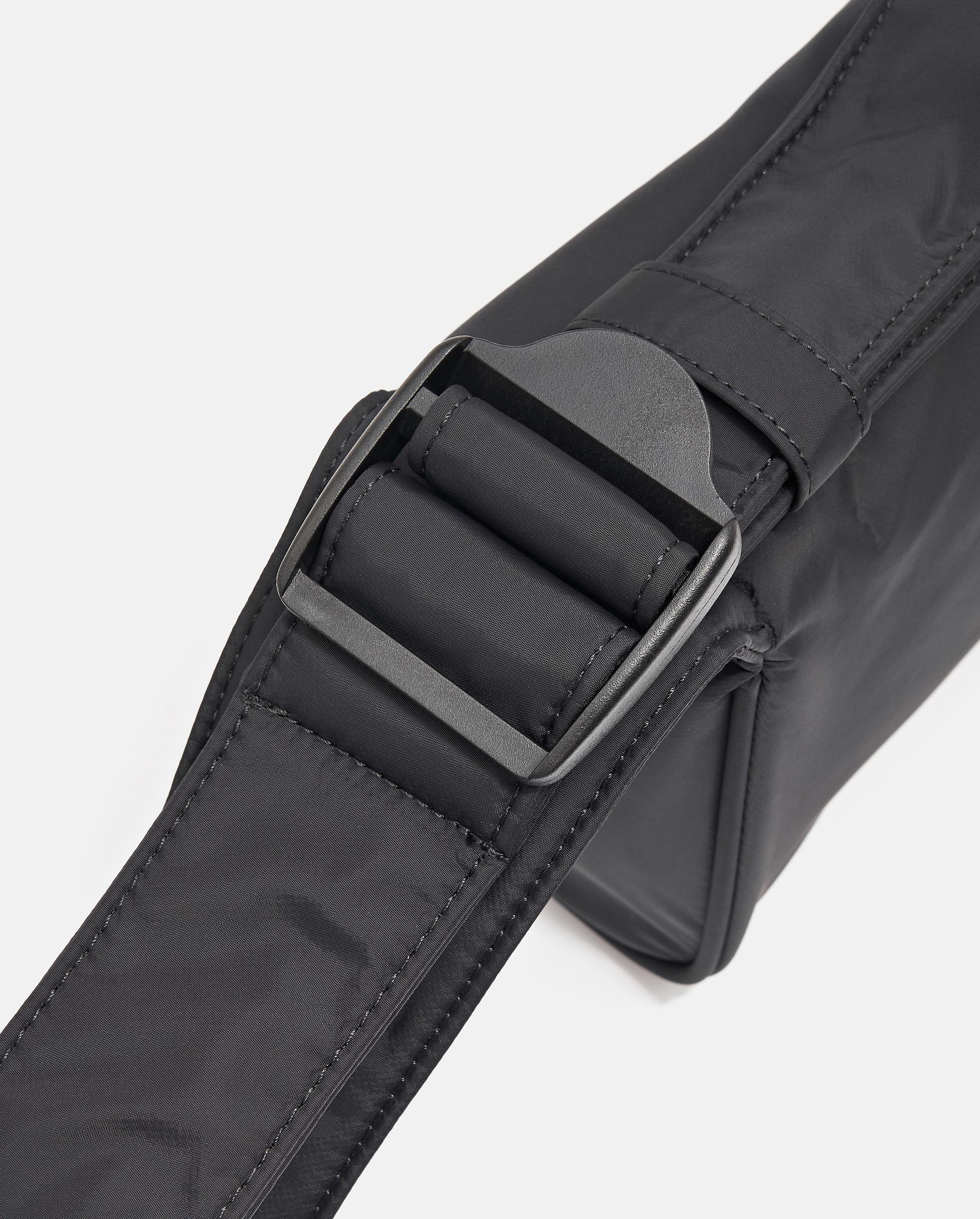 BG414-032 | PALLADIUM LOGO CROSSBODY BAG | TAP SHOE