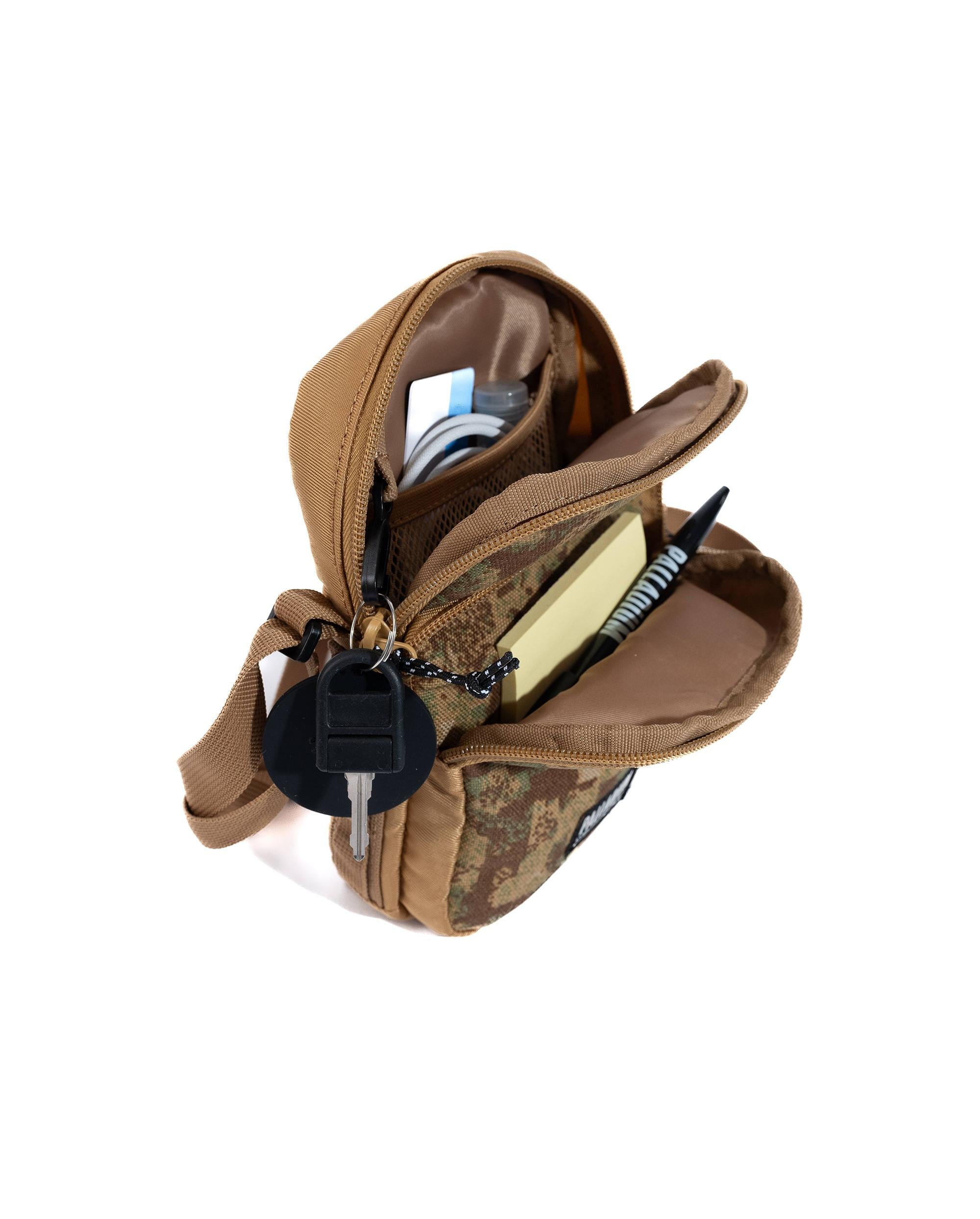 BG656-238 | PALLADIUM LOGO WATER REPELLENT CROSSBODY BAG | WOODLIN/CAMO