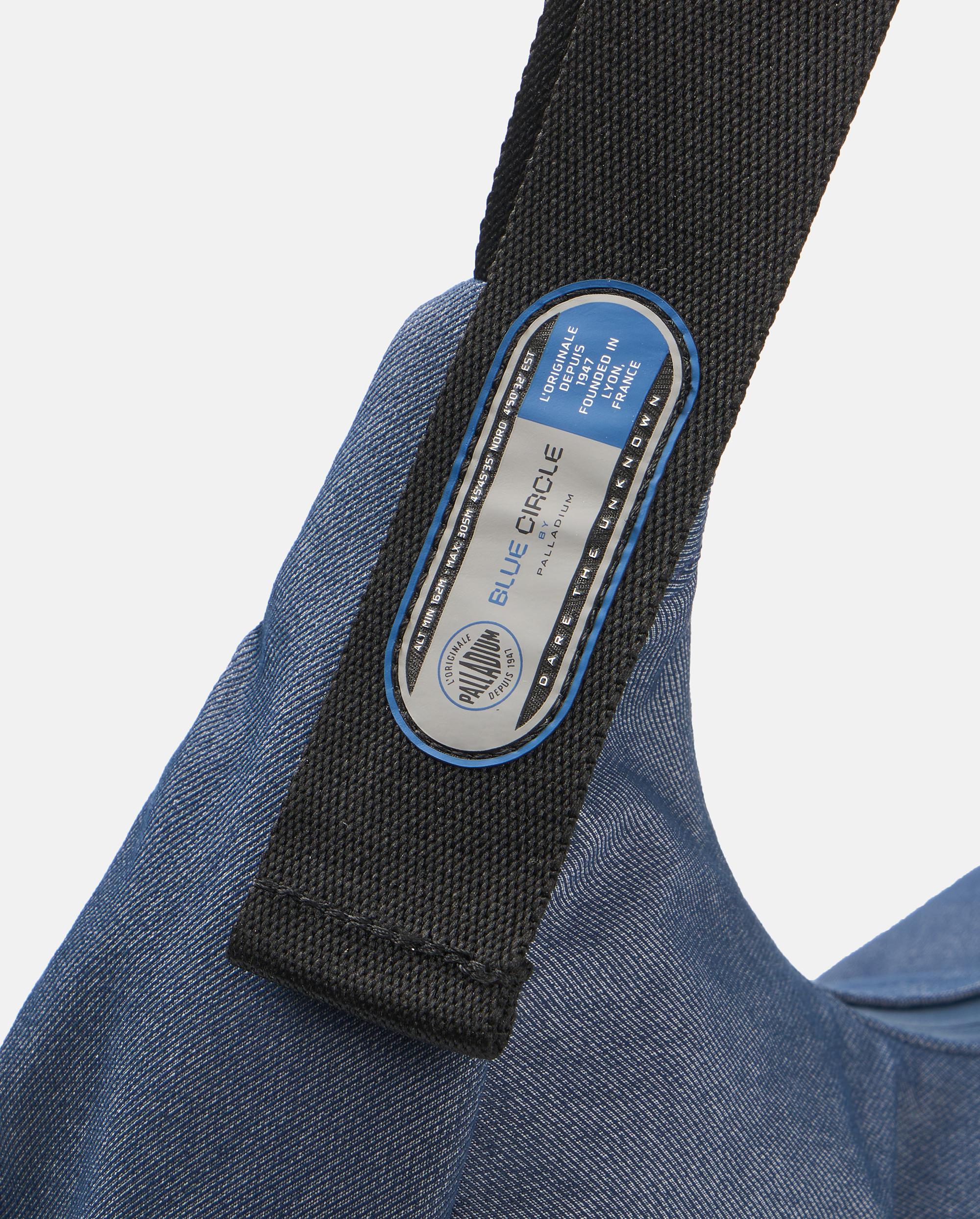 BG699-481 | BLUE CIRCLE LOGO WATER REPELLENT CROSSBODY BAG | VINTAGE INDIGO